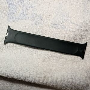 Classic Black Silcone Apple Watch Solo Strap.